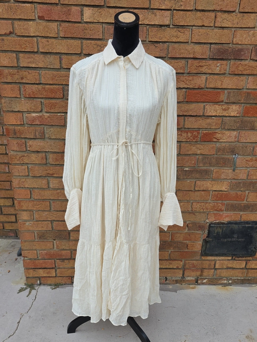 NWT Shona Joy Mila Button Up Tiered Midi Dress Tofu Size 4